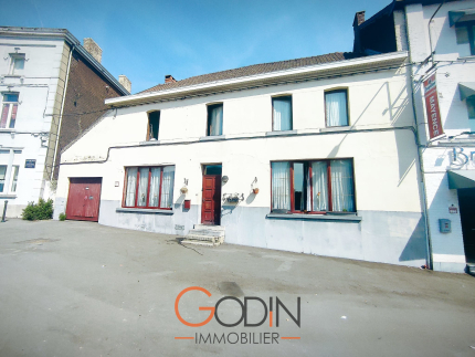 Spacieuse maison à rénover