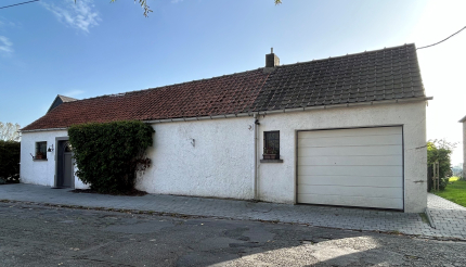 Maison plain-pied 3 chambres, jardin et piscine